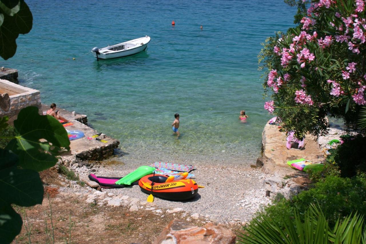 Apartments By The Sea Cove Zastupac, Hvar - 8761 Hvar Town Bagian luar foto