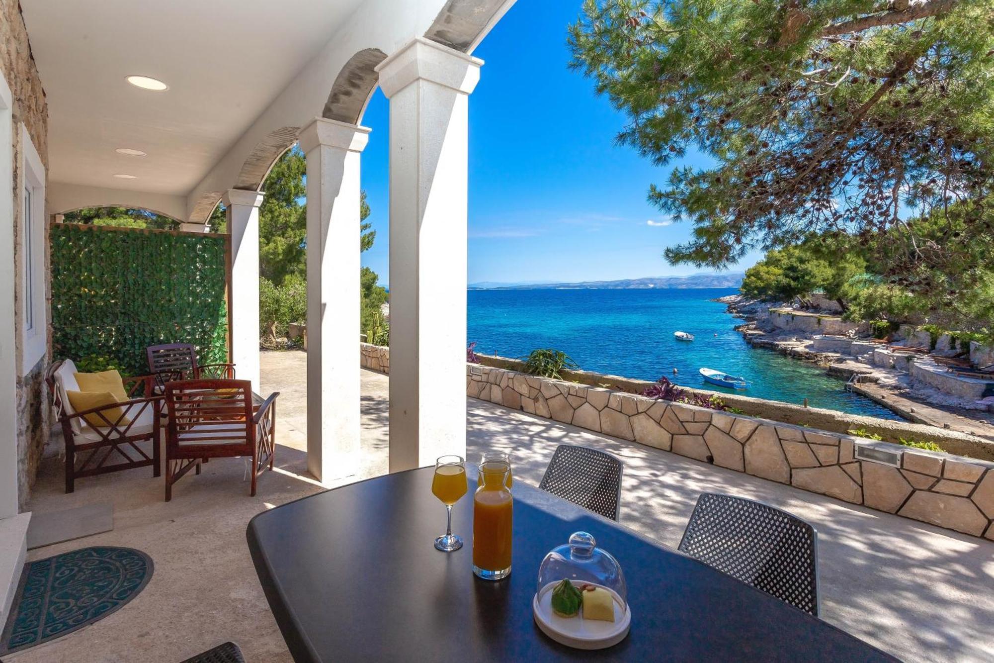 Apartments By The Sea Cove Zastupac, Hvar - 8761 Hvar Town Bagian luar foto
